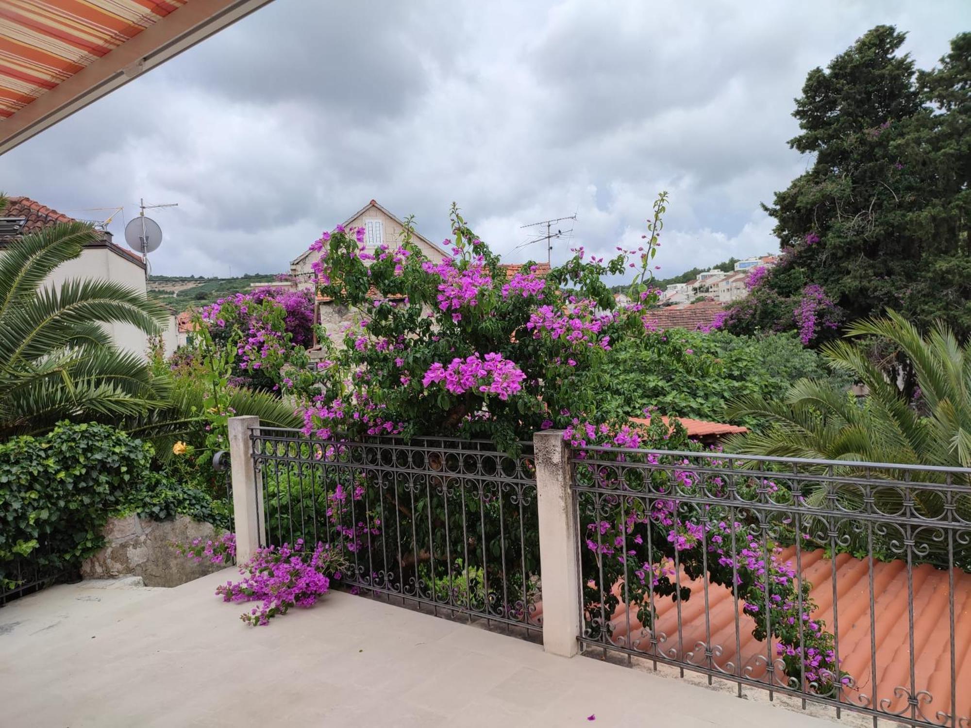 Villa Rustika Sutivan Esterno foto