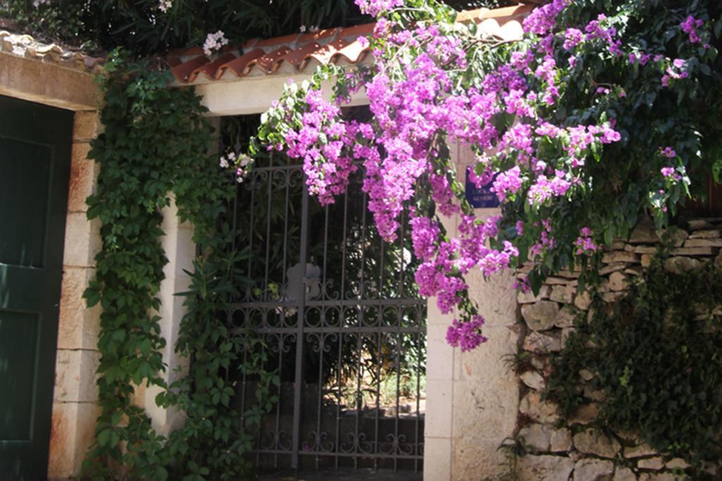 Villa Rustika Sutivan Esterno foto